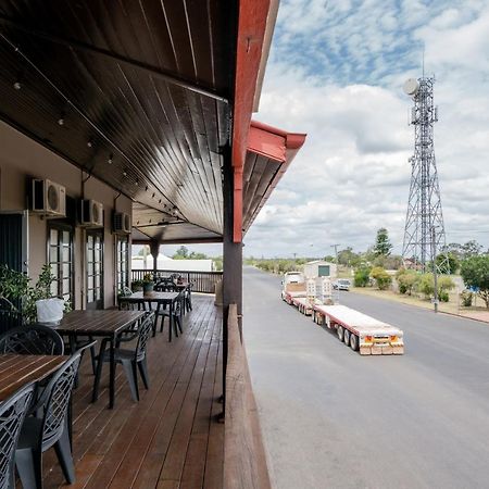 Commercial Hotel Clermont Zewnętrze zdjęcie
