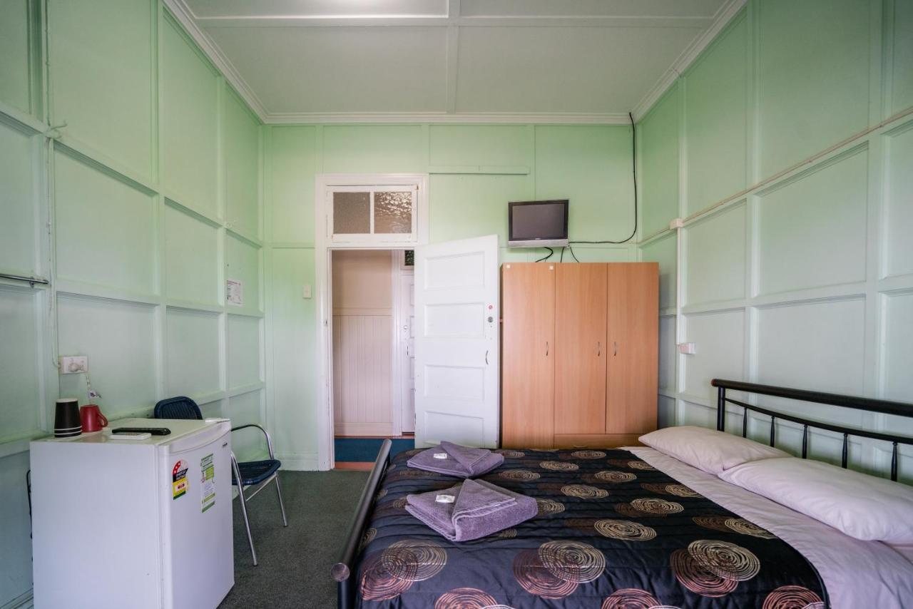 Commercial Hotel Clermont Zewnętrze zdjęcie