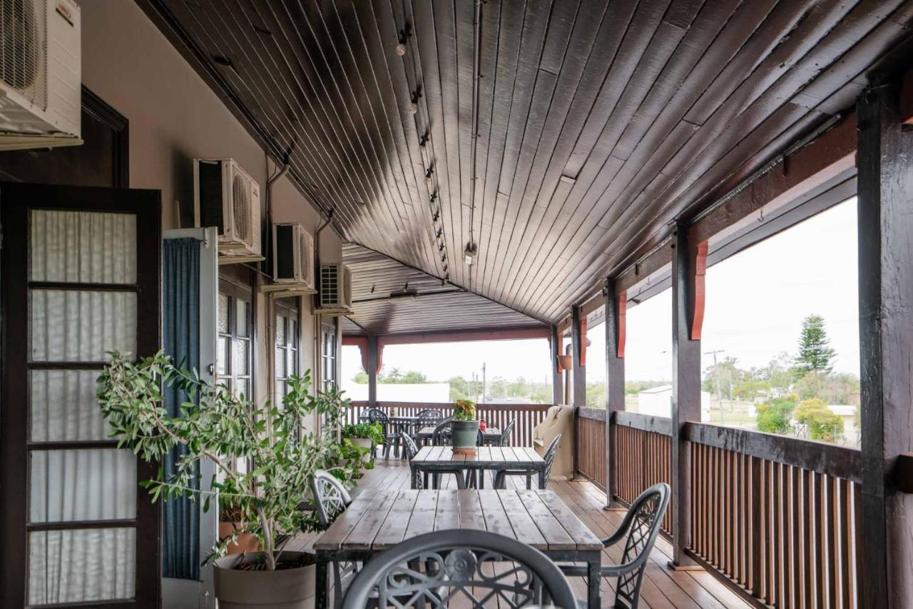 Commercial Hotel Clermont Zewnętrze zdjęcie